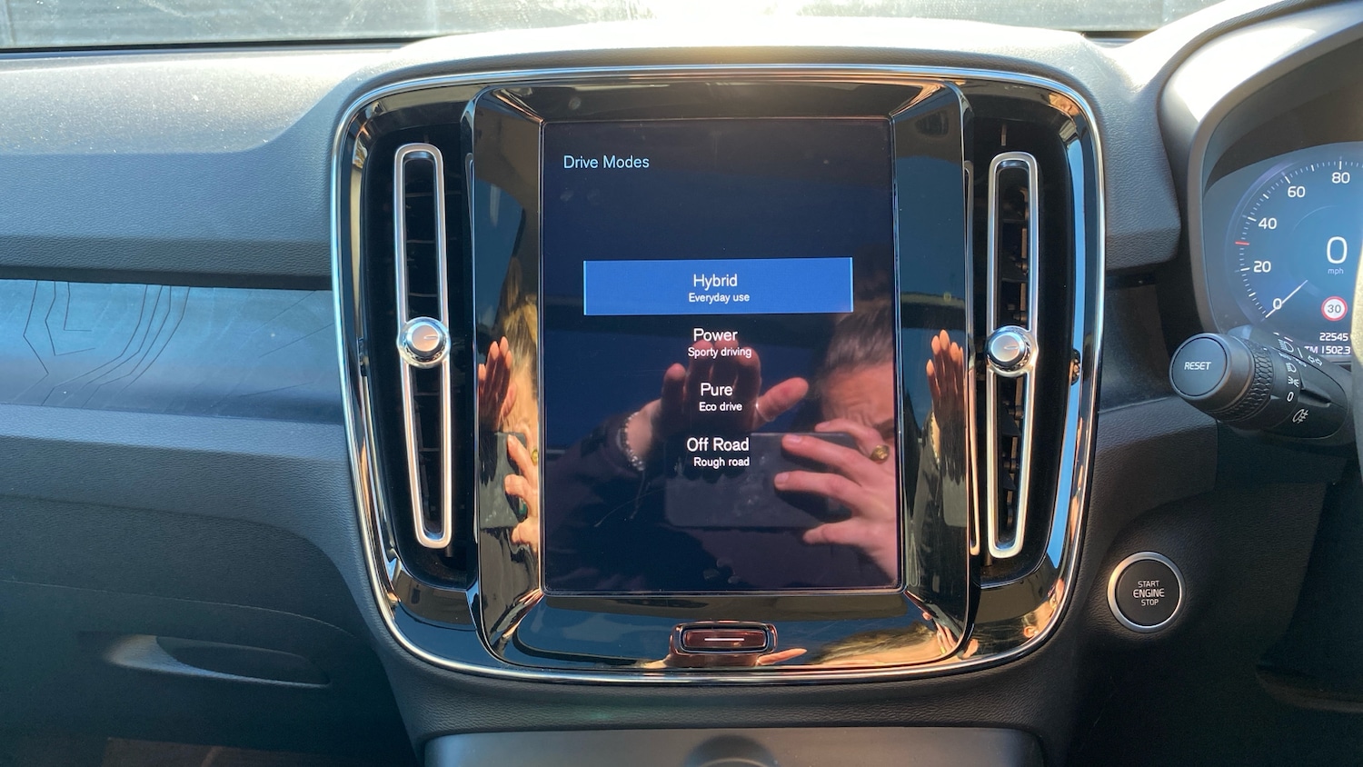 Used Volvo XC40 2022 for sale - 76653191: Photo 32