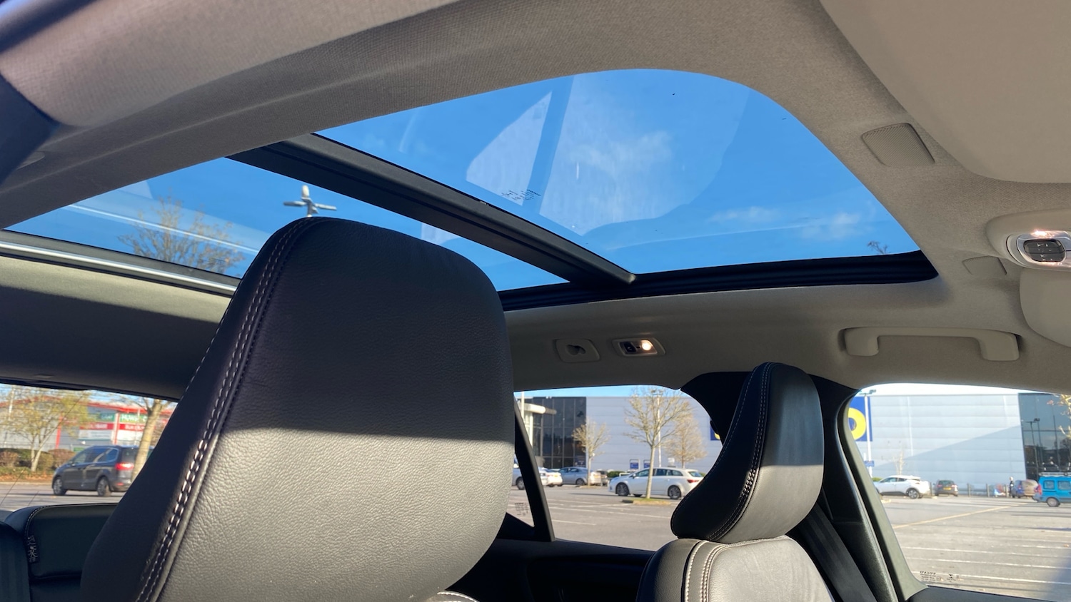 Used Volvo XC40 2022 for sale - 76653191: Photo 39