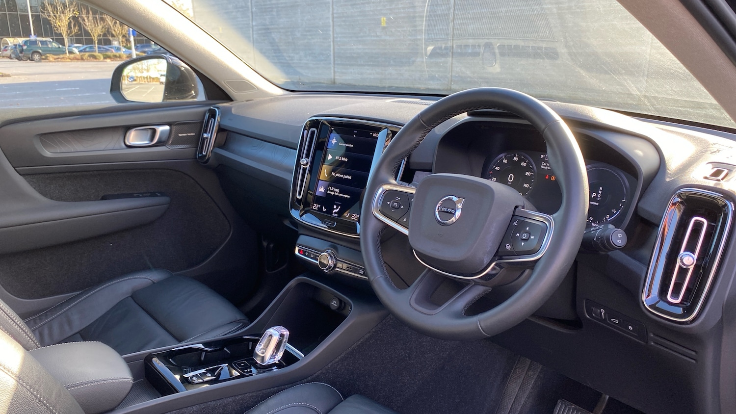 Used Volvo XC40 2022 for sale - 76653191: Photo 4