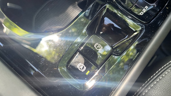 Used Volvo XC40 2024 for sale - 75472908: Photo 37