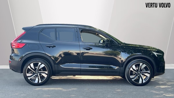 Used Volvo XC40 2024 for sale - 75472908: Photo 3