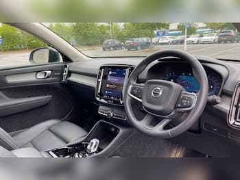 Used Volvo XC40 2025 for sale - 79512921: Photo