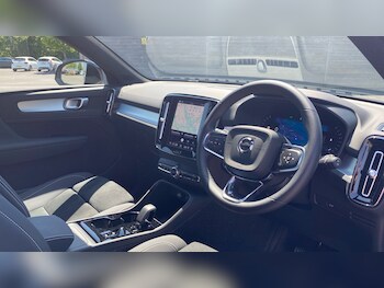 Used Volvo XC40 2026 for sale - 78938460: Photo