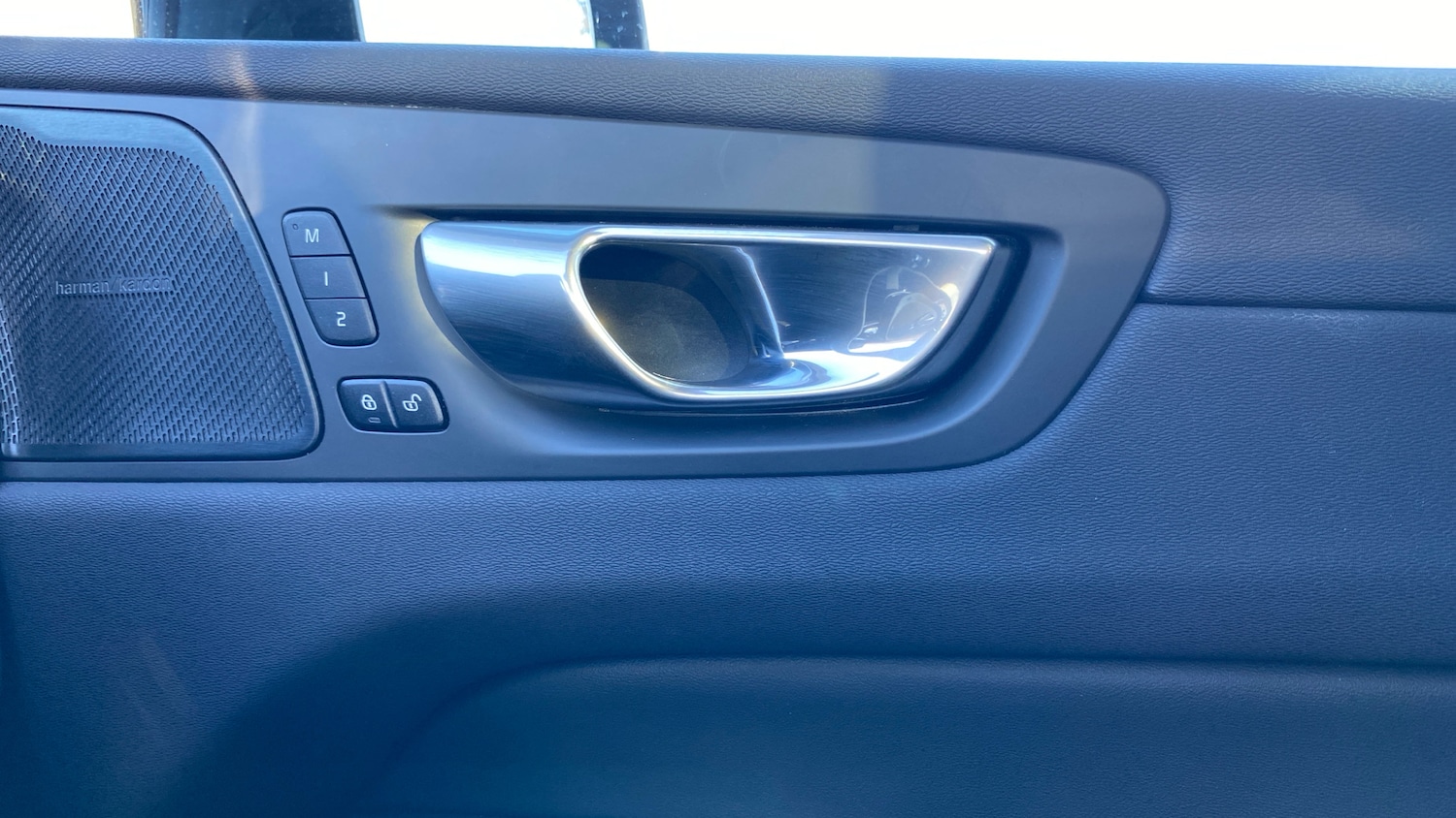 Used Volvo XC60 2023 for sale - 76653262: Photo 22