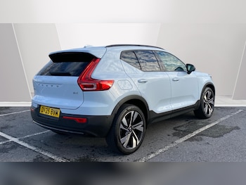 Used Volvo XC40 2025 for sale - 76817421: Photo