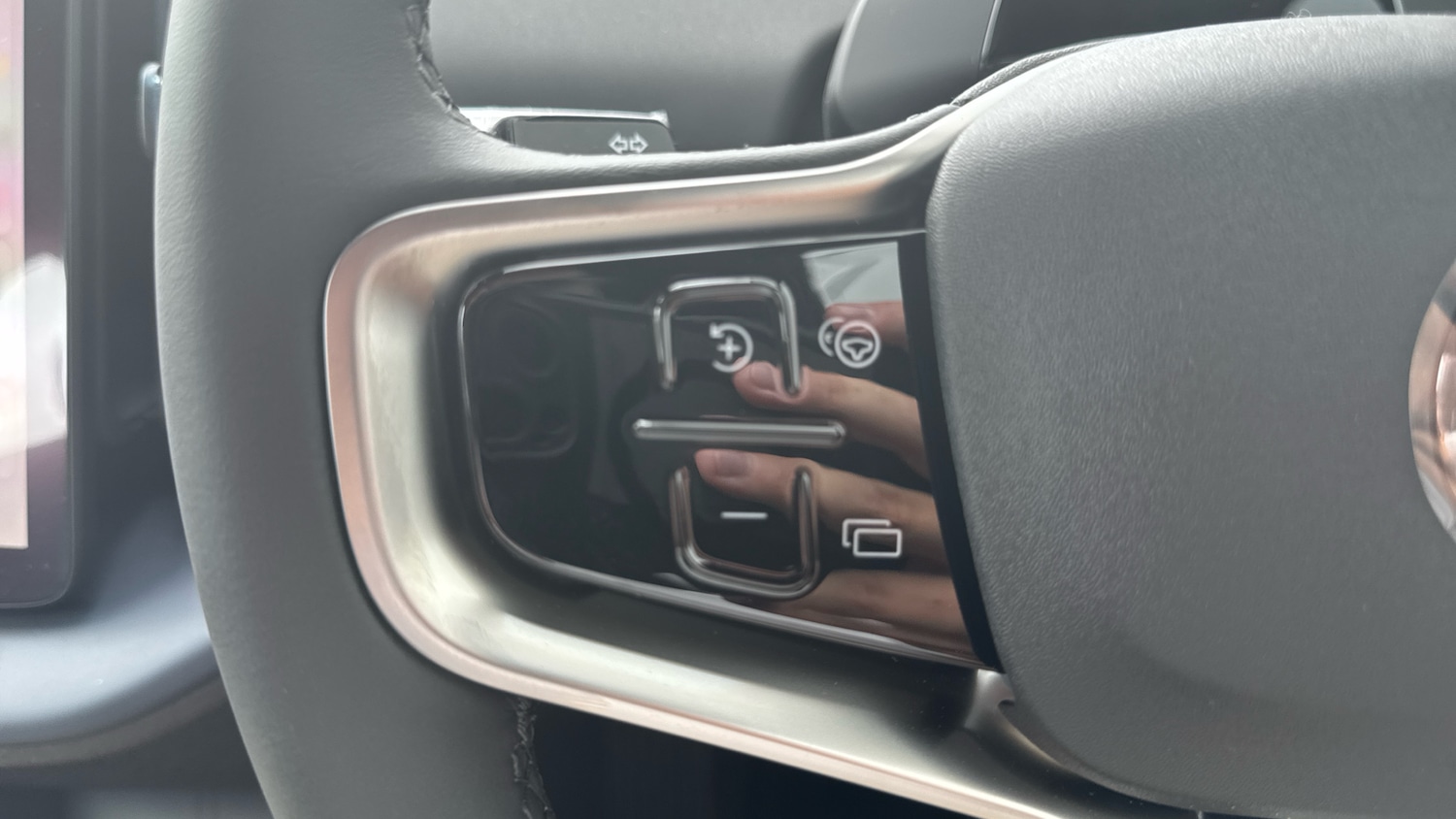 Used Volvo EX30 2025 for sale - 76653303: Photo 18