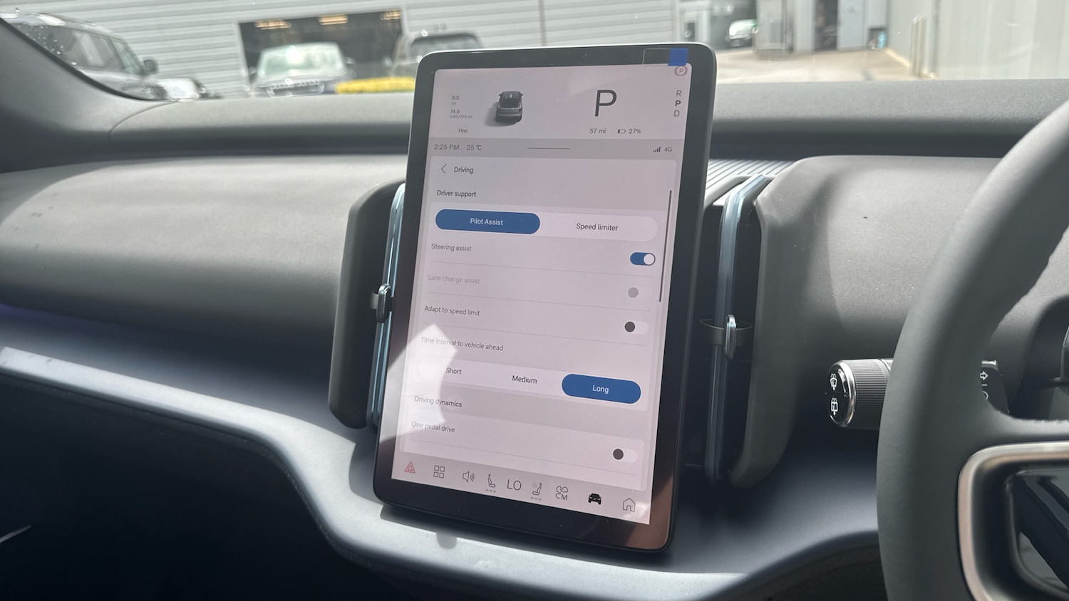 Used Volvo EX30 2025 for sale - 76653303: Photo 35