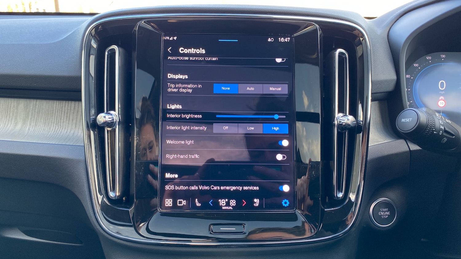 Used Volvo XC40 2025 for sale - 77834236: Photo 26