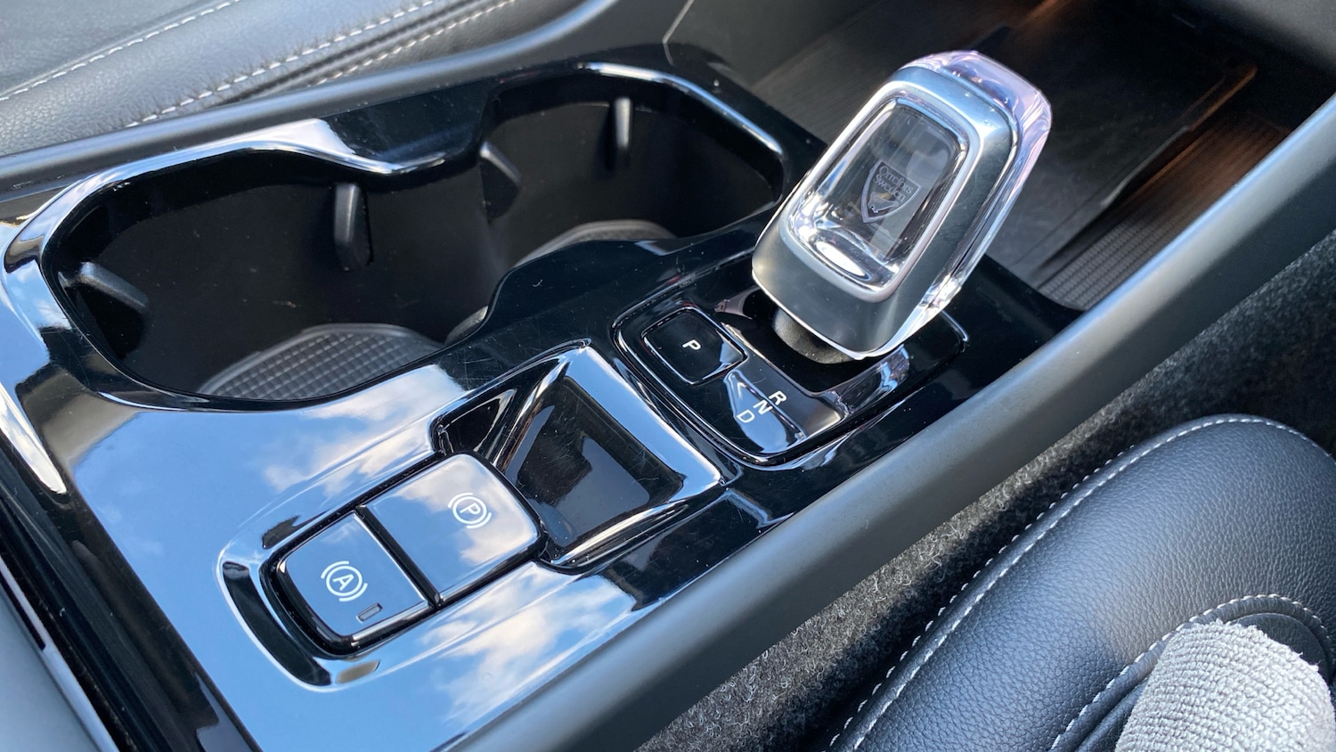 Used Volvo XC40 2025 for sale - 77834236: Photo 27