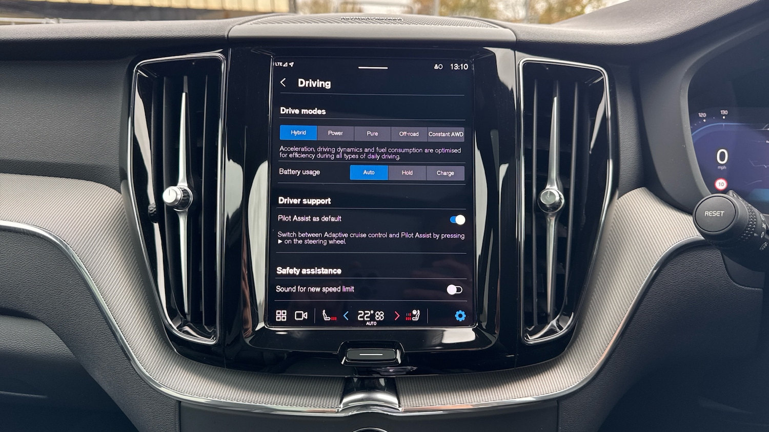 Used Volvo XC60 2024 for sale - 76653333: Photo 37