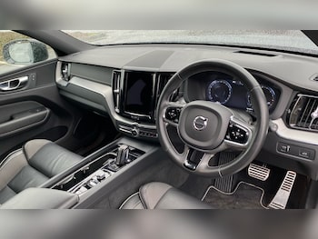 Used Volvo XC60 2021 for sale - 77069211: Photo