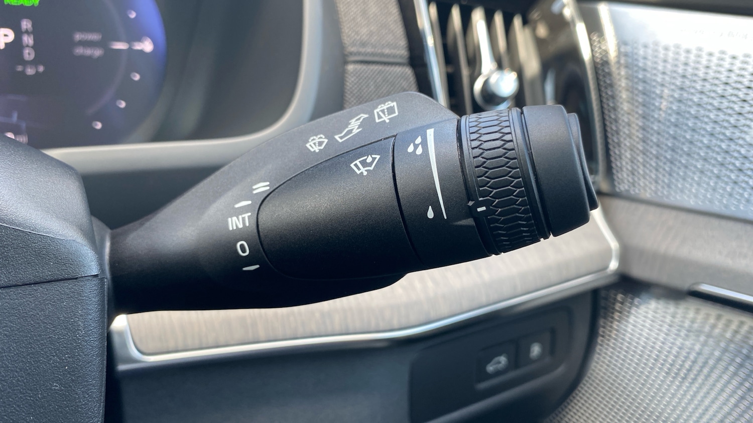 Used Volvo XC90 2025 for sale - 77167928: Photo 24