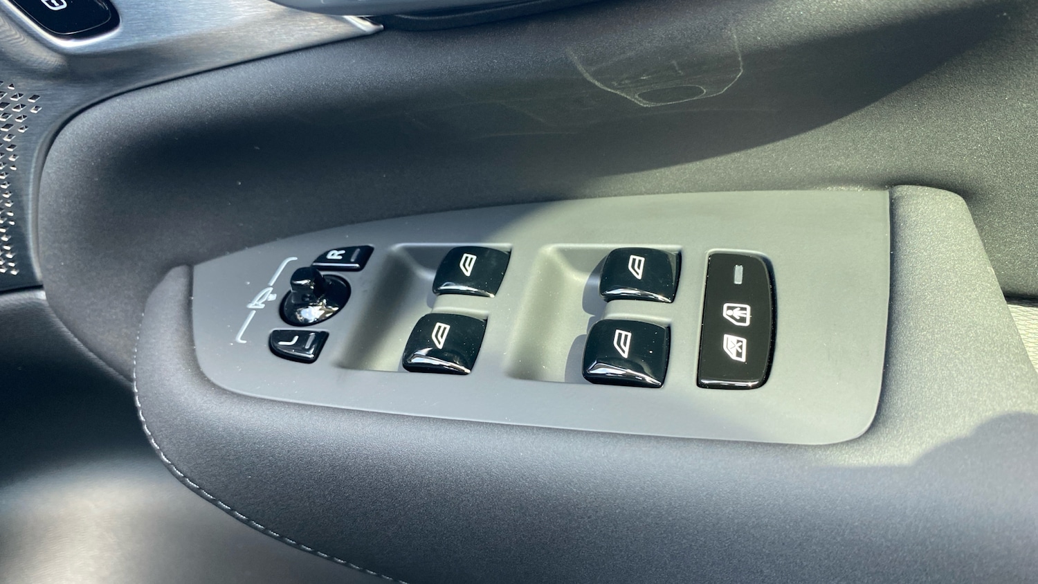 Used Volvo XC90 2025 for sale - 77167928: Photo 26