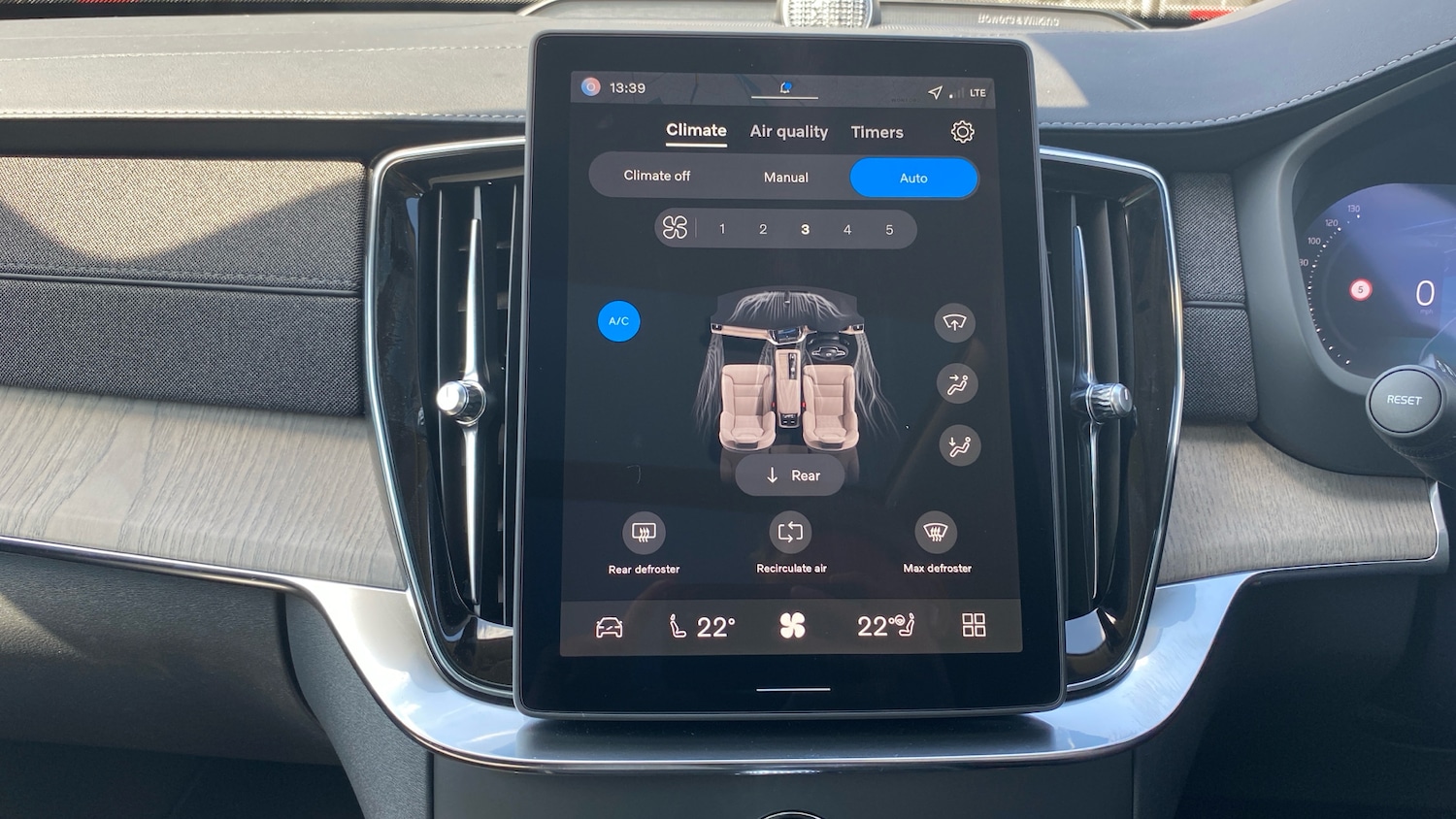 Used Volvo XC90 2025 for sale - 77167928: Photo 36