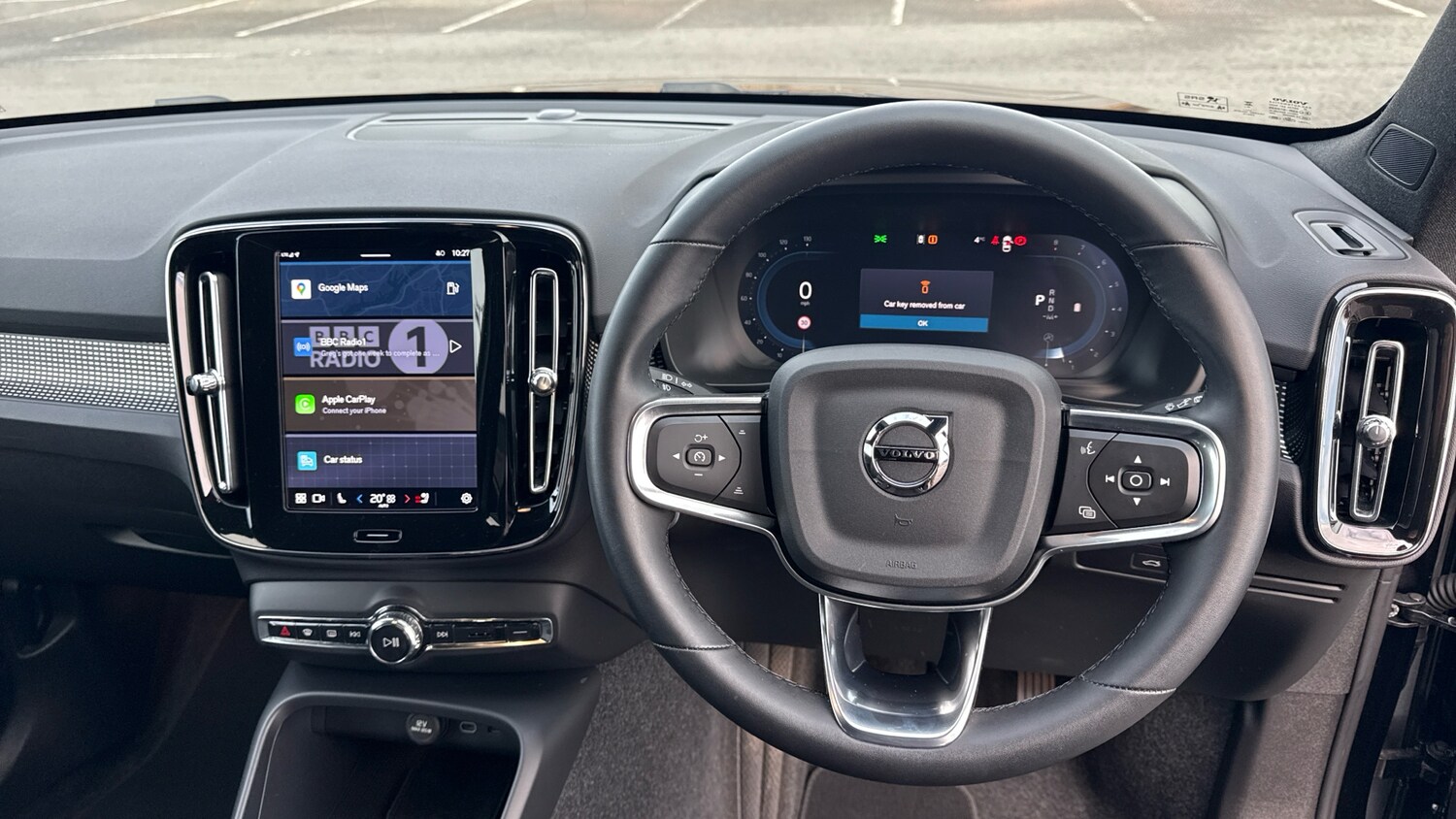 Used Volvo XC40 2025 for sale - 76653339: Photo 10