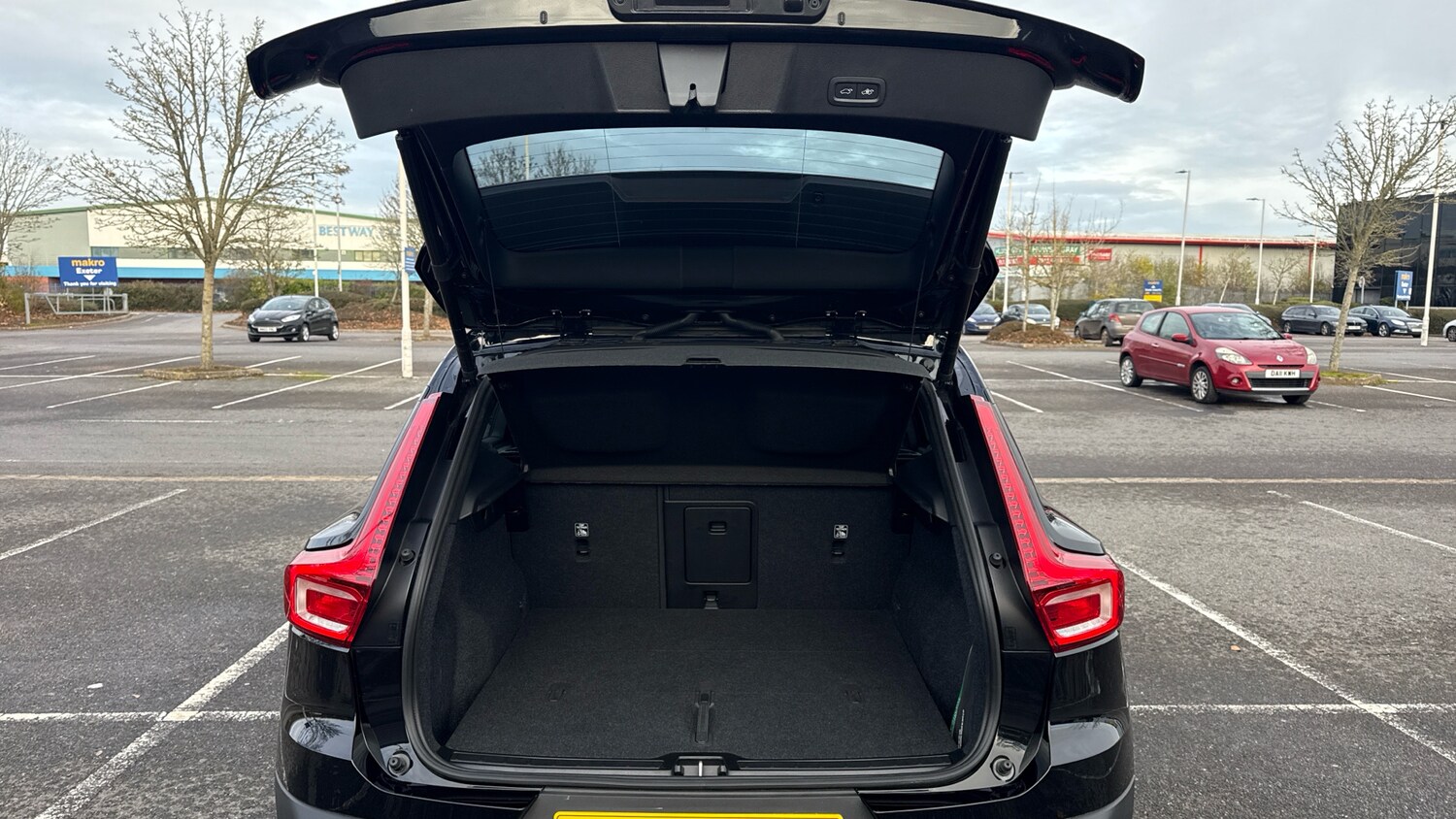 Used Volvo XC40 2025 for sale - 76653339: Photo 13