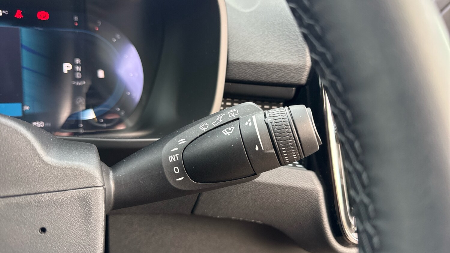 Used Volvo XC40 2025 for sale - 76653339: Photo 22