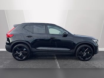Used Volvo XC40 2025 for sale - 76653339: Photo