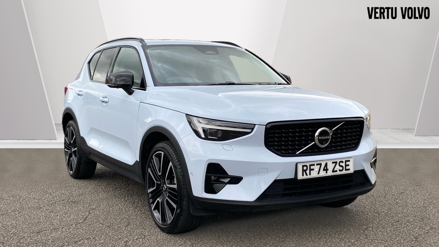 Used Volvo XC40 2025 for sale - 75983045: Photo 1