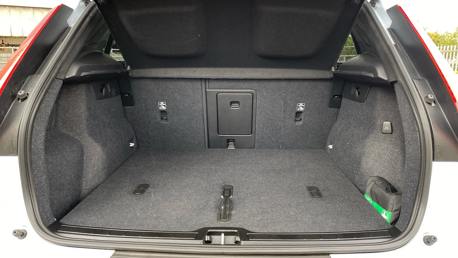 Used Volvo XC40 2025 for sale - 75983045: Photo 17