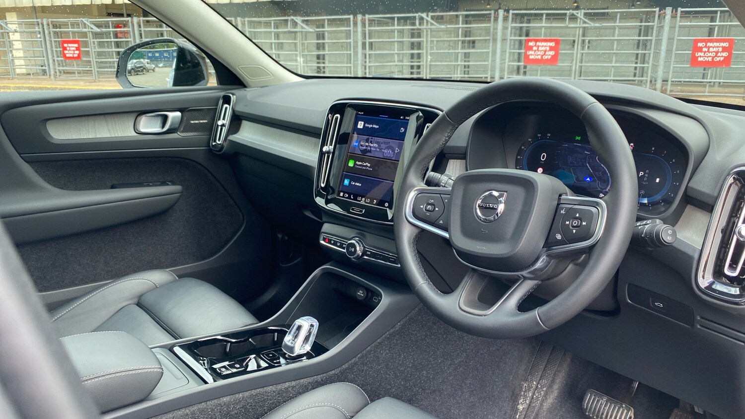 Used Volvo XC40 2025 for sale - 75983045: Photo 5