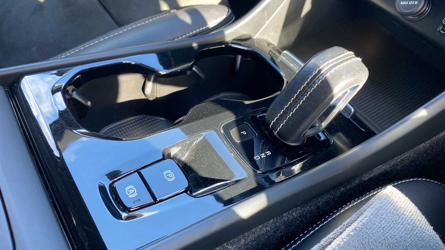 Used Volvo XC40 2019 for sale - 77973869: Photo 28