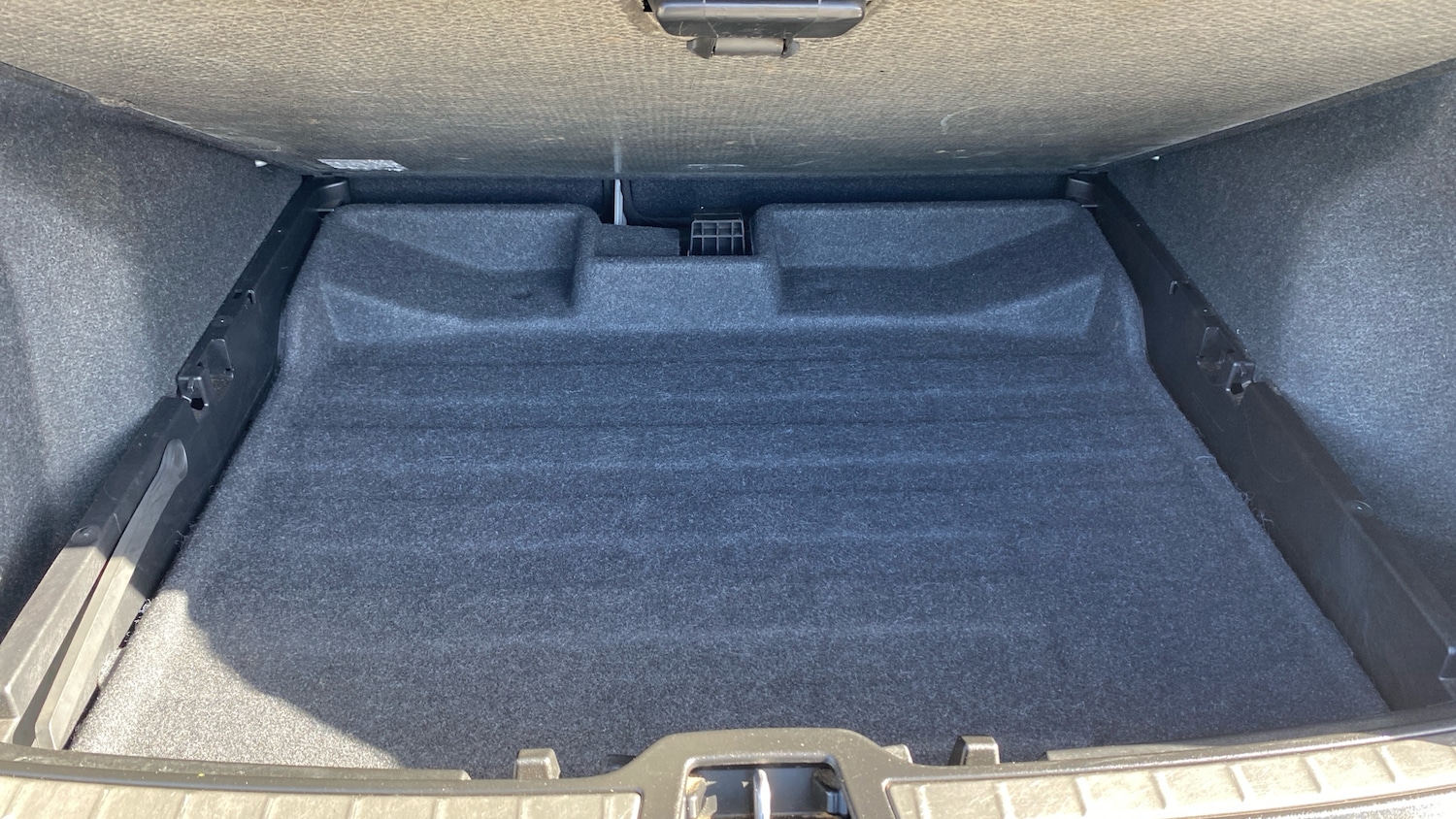 Used Volvo XC40 2019 for sale - 77973869: Photo 42