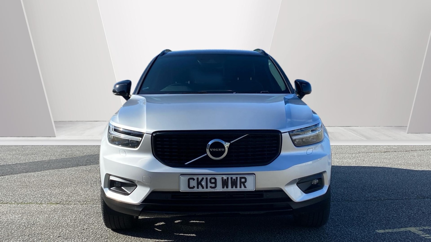 Used Volvo XC40 2019 for sale - 77973869: Photo 8