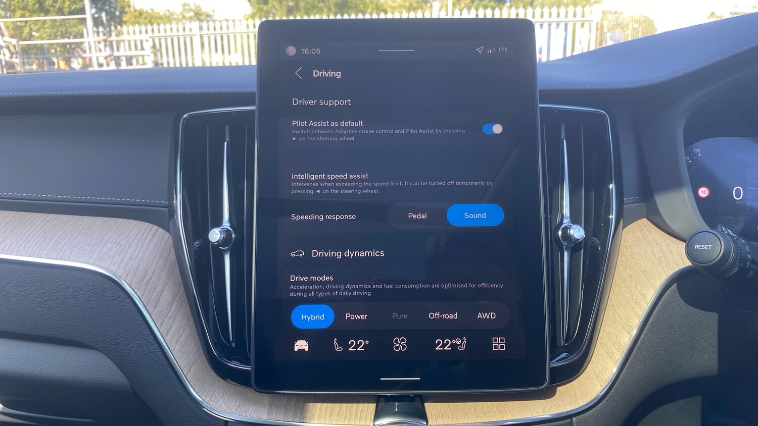 Used Volvo XC60 2025 for sale - 76653198: Photo 30