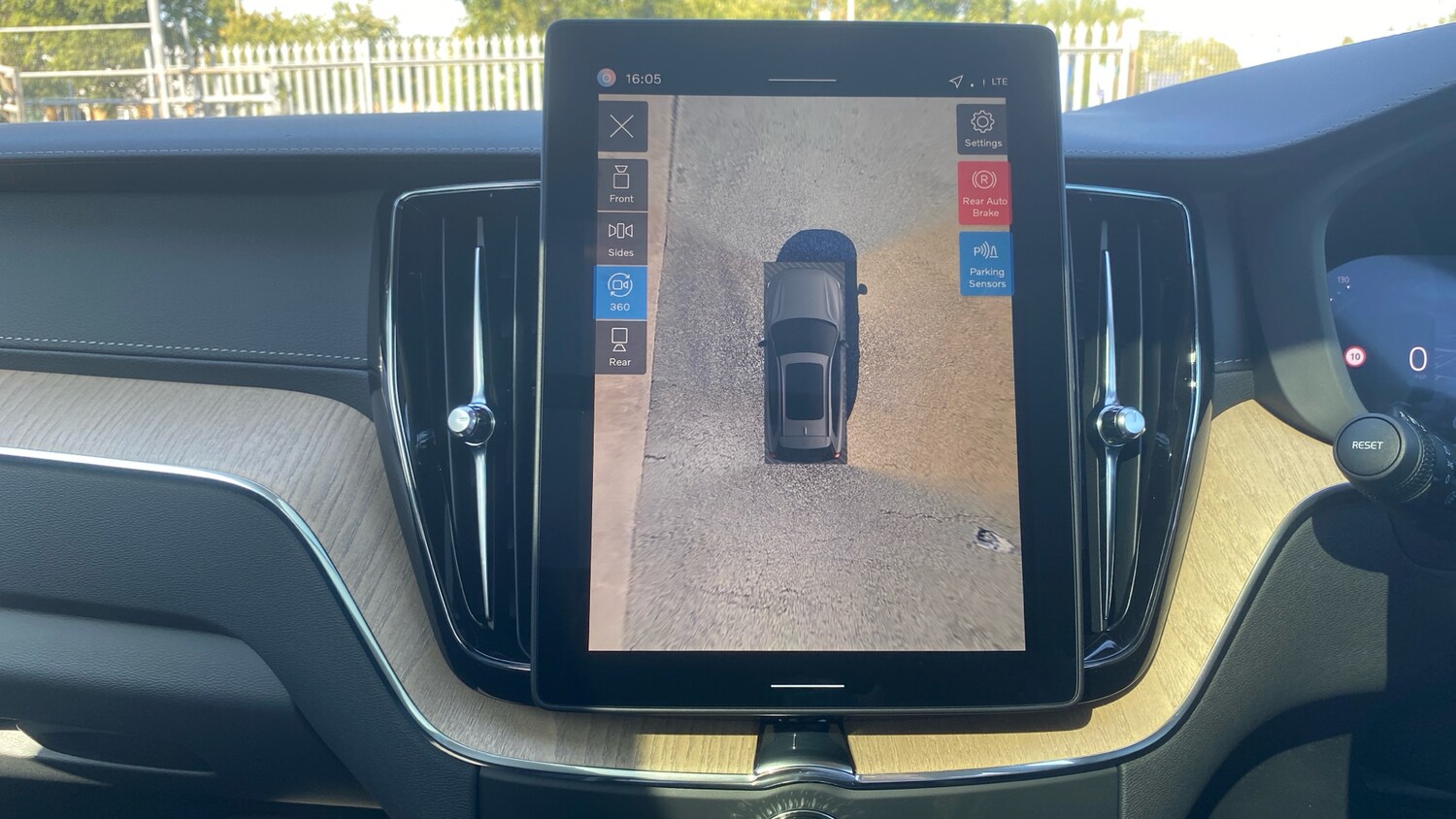 Used Volvo XC60 2025 for sale - 76653198: Photo 38