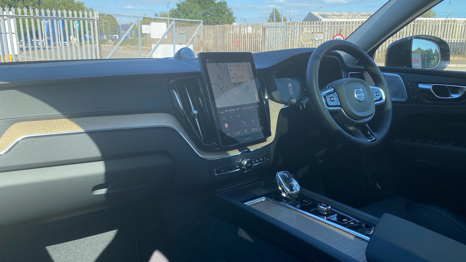 Used Volvo XC60 2025 for sale - 76653198: Photo 4