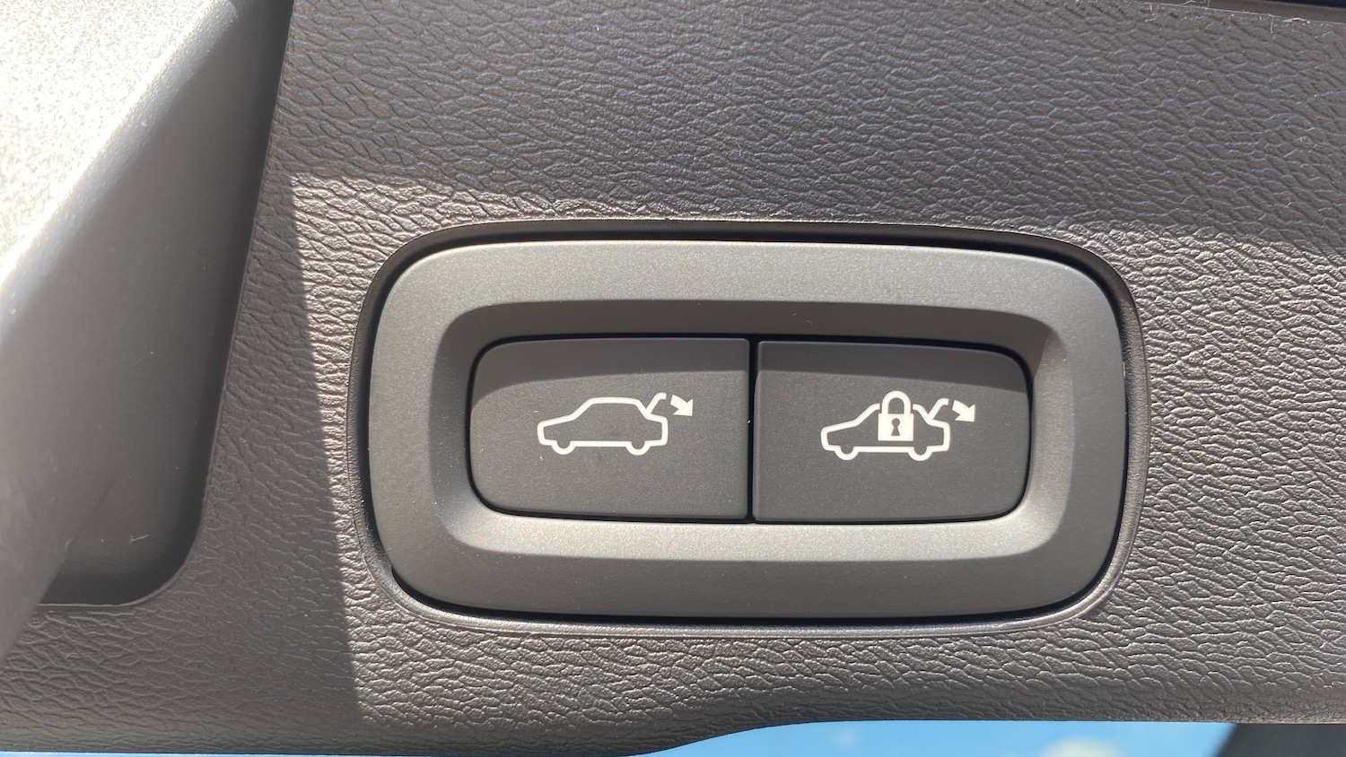 Used Volvo XC60 2025 for sale - 76653198: Photo 46