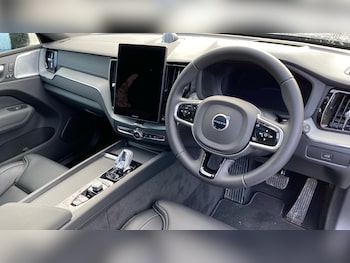 Used Volvo XC60 2025 for sale - 77489904: Photo