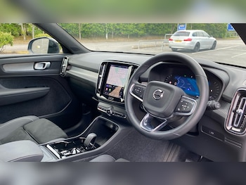 Used Volvo XC40 2025 for sale - 78667528: Photo