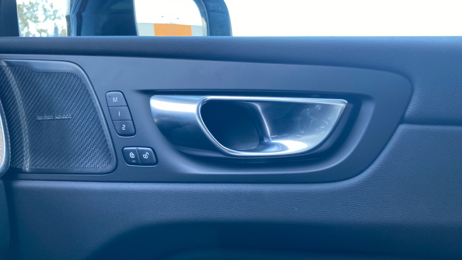 Used Volvo XC60 2025 for sale - 76818719: Photo 15