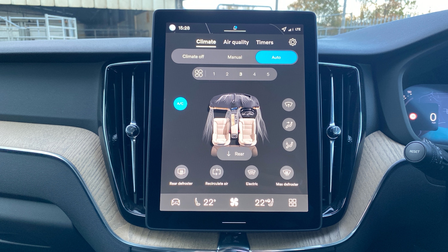 Used Volvo XC60 2025 for sale - 76818719: Photo 33