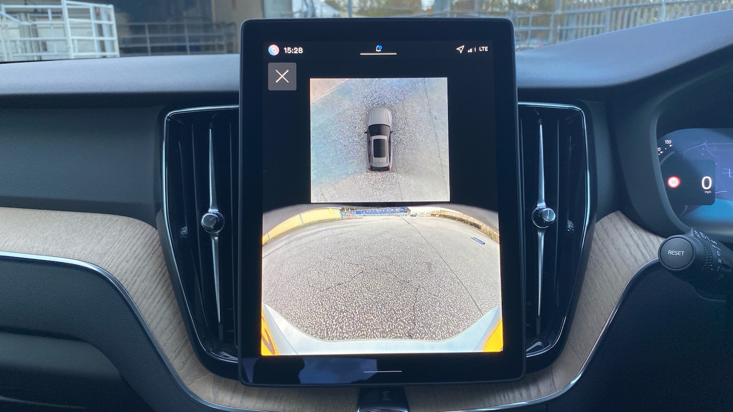 Used Volvo XC60 2025 for sale - 76818719: Photo 37