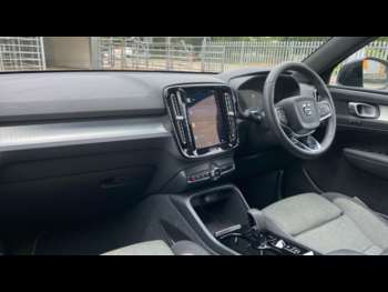 Used Volvo XC40 2023 for sale - 74853526: Photo