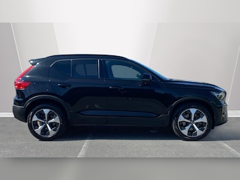 Used Volvo XC40 2025 for sale - 79080799: Photo