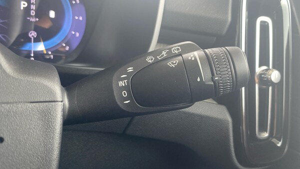 Used Volvo XC40 2024 for sale - 75358463: Photo 24