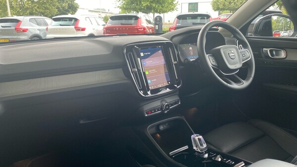 Used Volvo XC40 2024 for sale - 75358463: Photo 4
