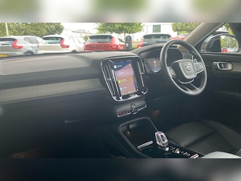Used Volvo XC40 2024 for sale - 75358463: Photo