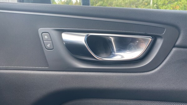Used Volvo XC60 2022 for sale - 75638086: Photo 15