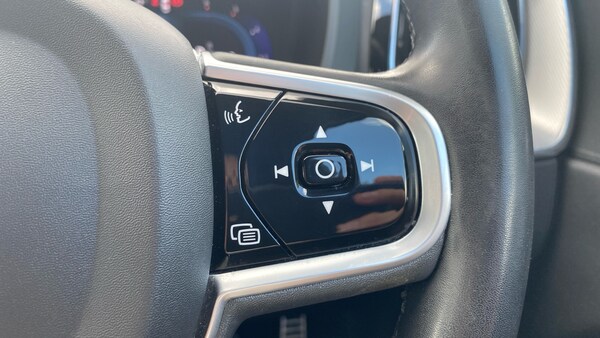 Used Volvo XC60 2022 for sale - 75638086: Photo 19