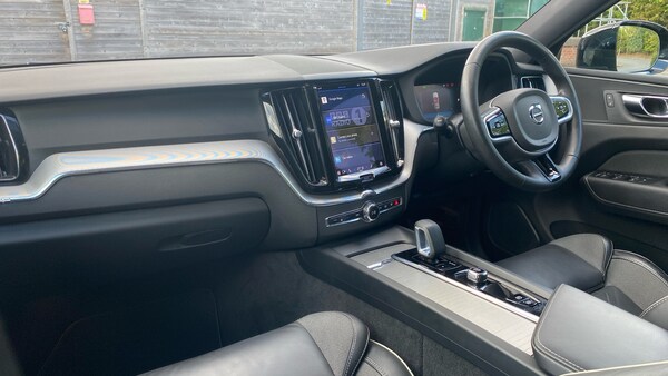 Used Volvo XC60 2022 for sale - 75638086: Photo 4