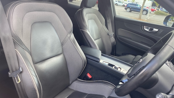 Used Volvo XC60 2022 for sale - 75638086: Photo 9