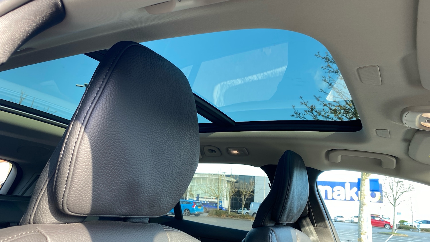 Used Volvo V60 2025 for sale - 76653322: Photo 36