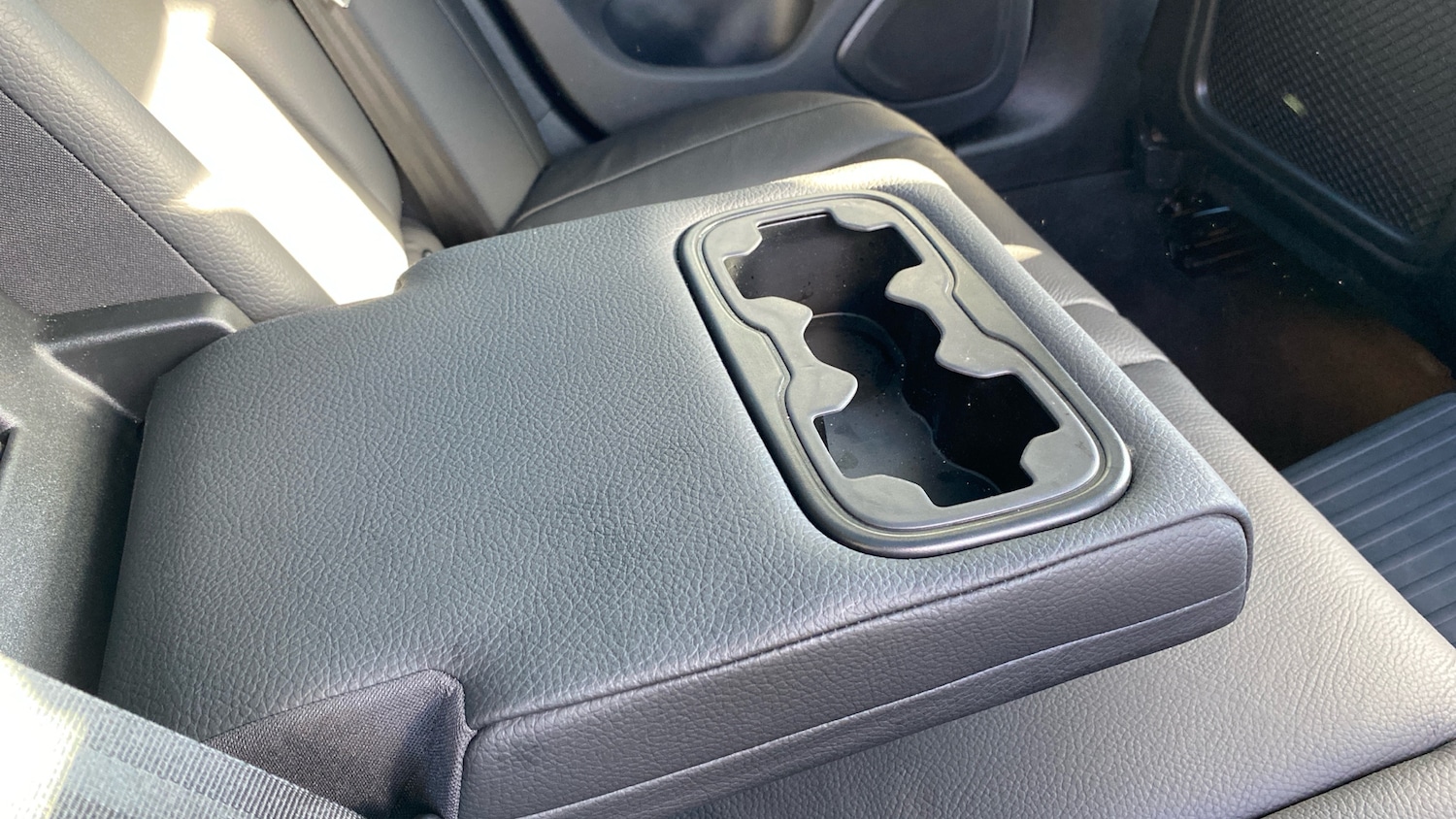 Used Volvo V60 2025 for sale - 76653322: Photo 37