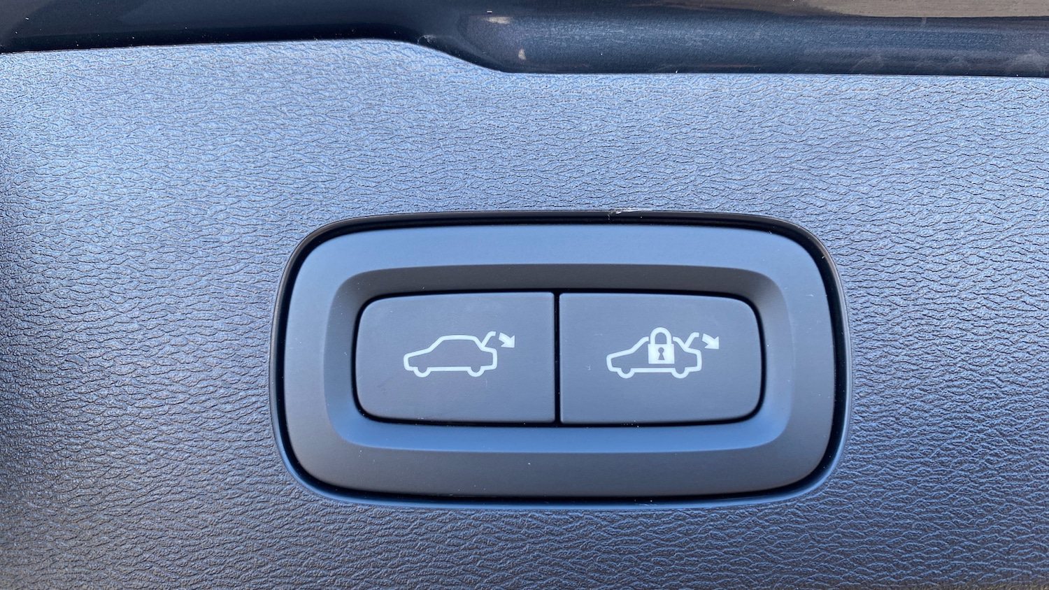 Used Volvo V60 2025 for sale - 76653322: Photo 43