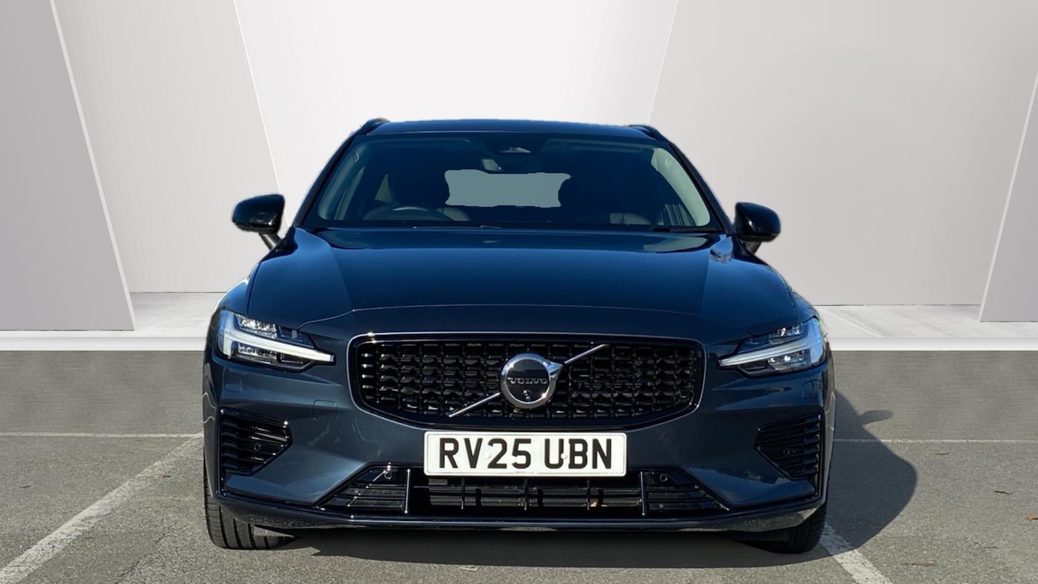 Used Volvo V60 2025 for sale - 76653322: Photo 8